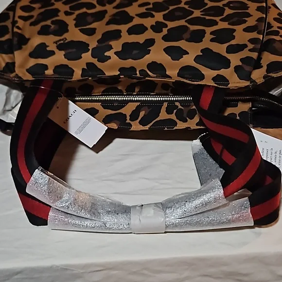 Leopard Court Tote - Picture 4 of 5